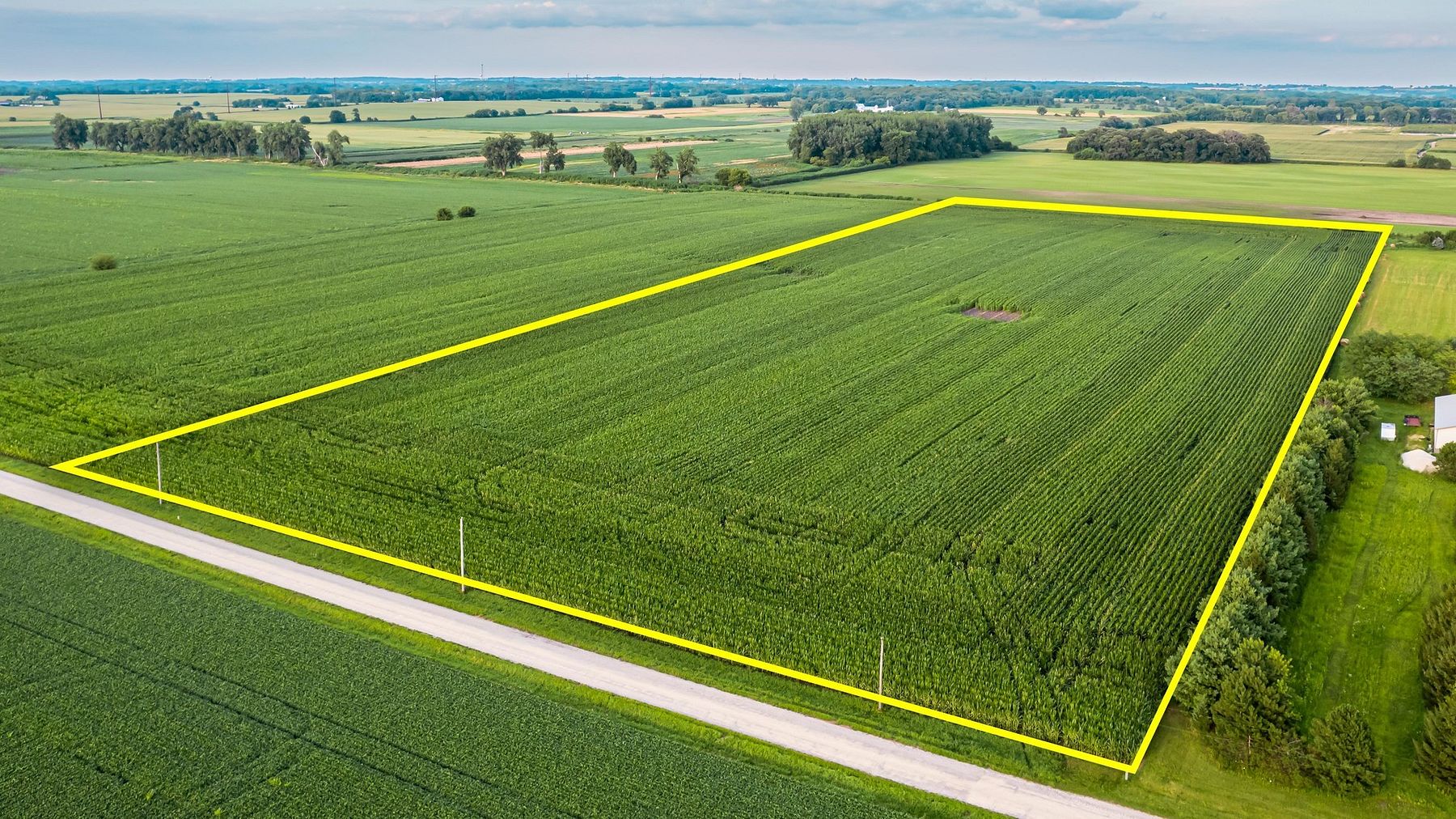15 Acres of Land for Sale in Sycamore, Illinois