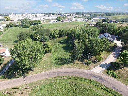0.75 Acres of Residential Land for Sale in Knoxville, Iowa