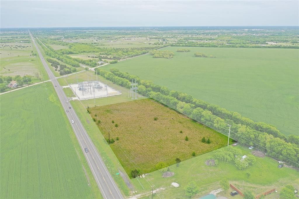 3.3 Acres of Mixed-Use Land for Sale in Royse City, Texas