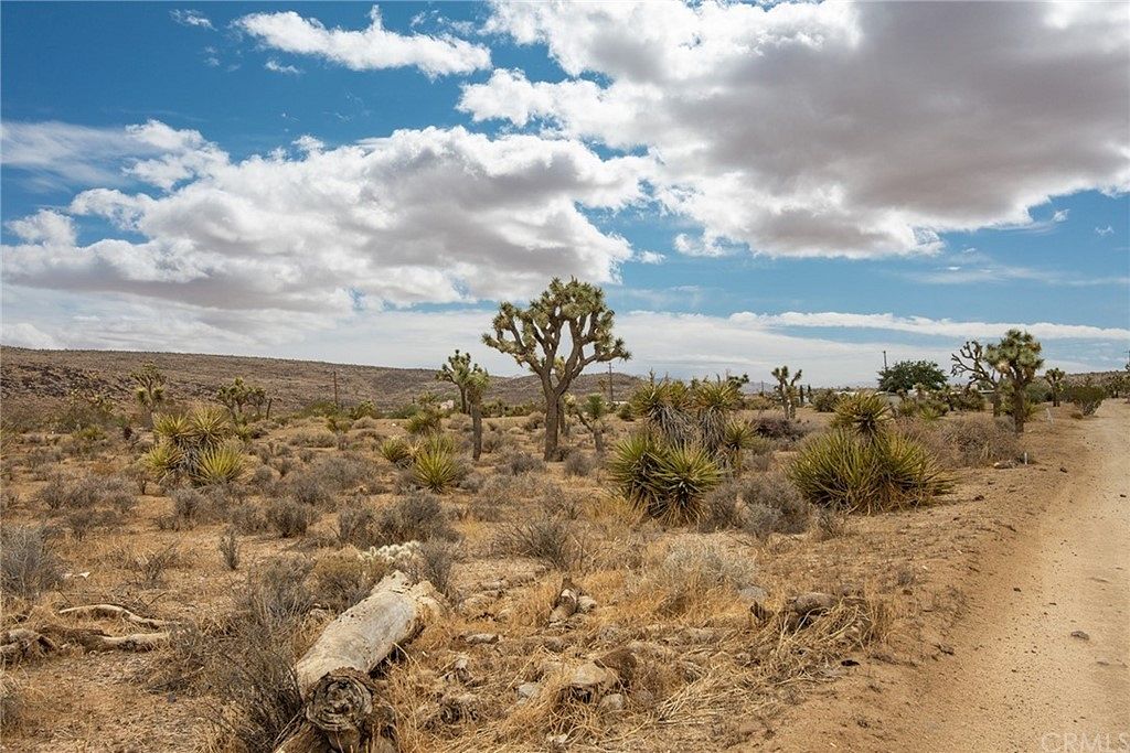 1.2 Acres of Land for Sale in Yucca Valley, California
