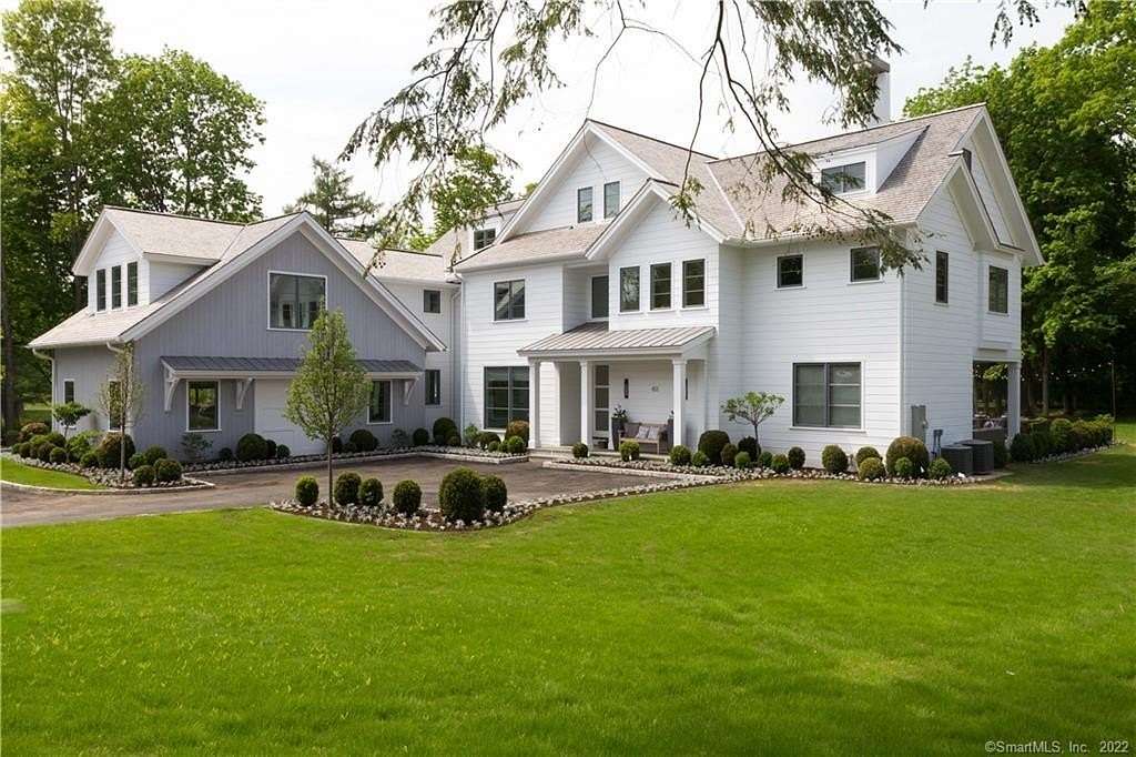 2 Acres of Land with Home for Sale in New Canaan, Connecticut