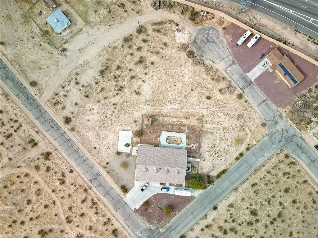 2.5 Acres of Residential Land with Home for Sale in Barstow, California