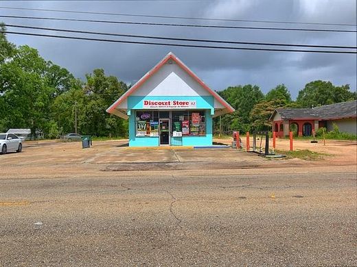 2.5 Acres of Improved Commercial Land for Sale in Bogalusa, Louisiana
