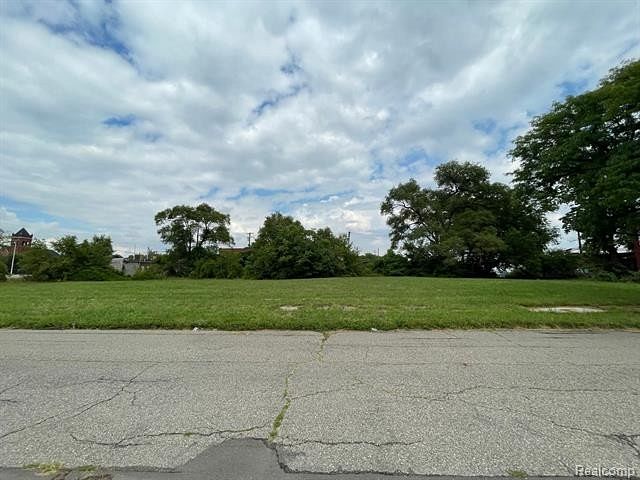 0.49 Acres of Residential Land for Sale in Detroit, Michigan