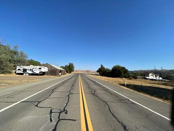 1.23 Acres of Commercial Land for Sale in Tres Pinos, California