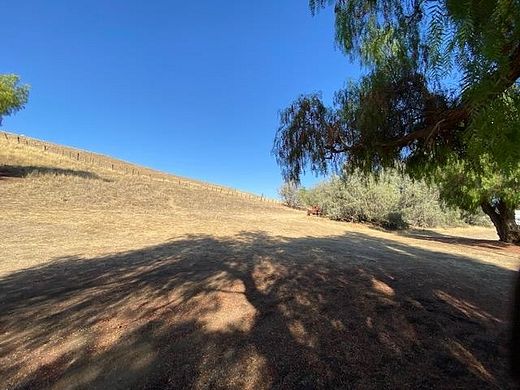 Land For Sale In Tres Pinos Ca