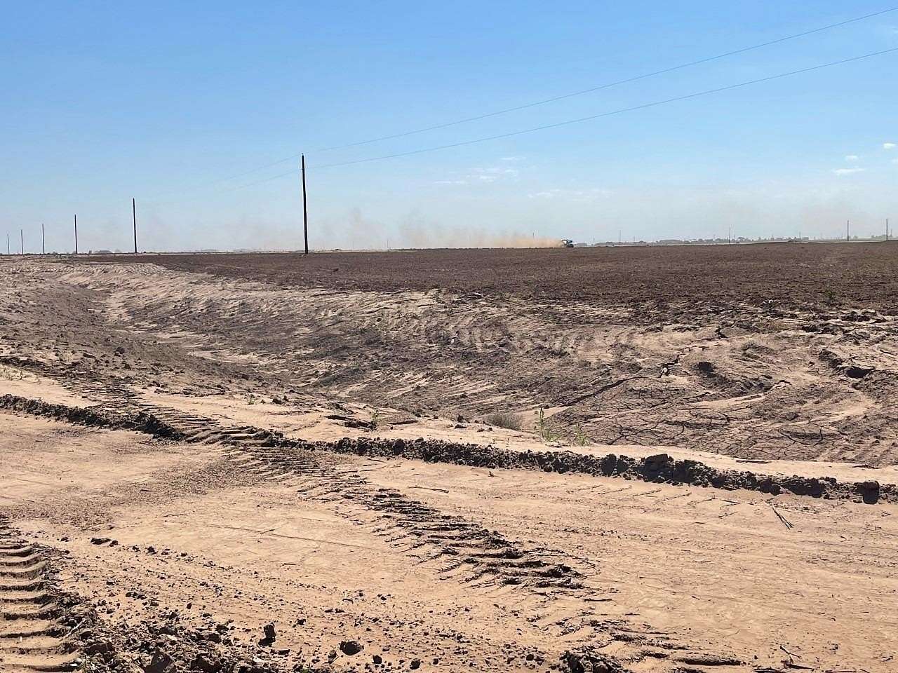 5 Acres of Residential Land for Sale in Ropesville, Texas