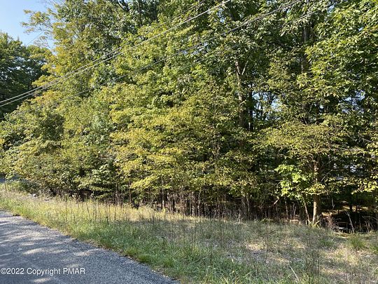 0.94 Acres of Residential Land for Sale in East Stroudsburg, Pennsylvania