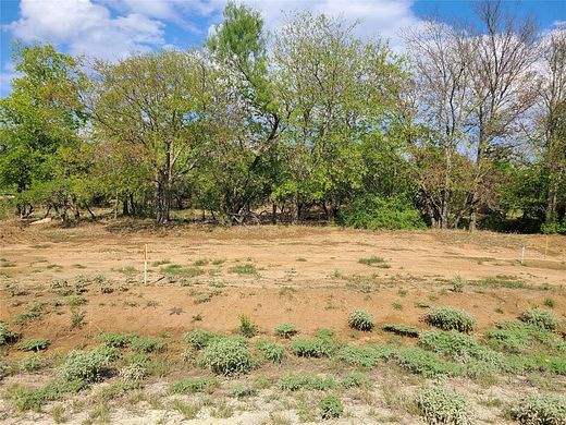 1.3 Acres of Residential Land for Sale in Joshua, Texas