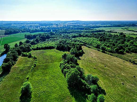 147 Acres of Agricultural Land for Sale in Halfway, Missouri