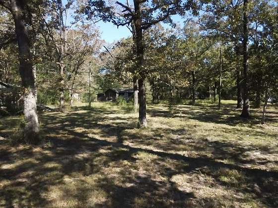 5 Acres of Land for Sale in Clinton, Louisiana