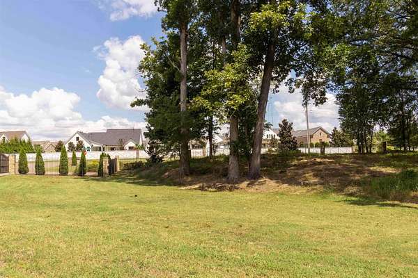 1 Acre of Residential Land for Sale in Piperton, Tennessee