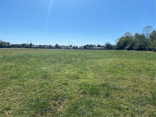 18.6 Acres of Land for Sale in Rogers, Arkansas