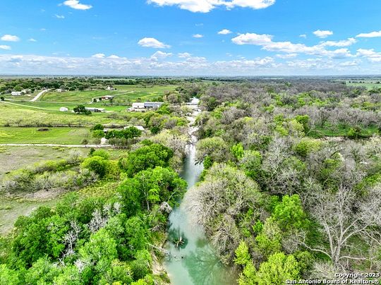 21.5 Acres of Land for Sale in Staples, Texas