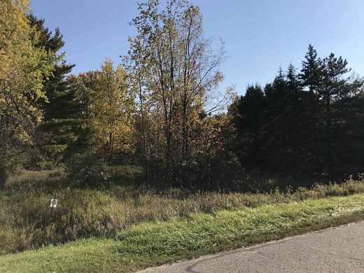 0.33 Acres of Residential Land for Sale in Gladwin, Michigan