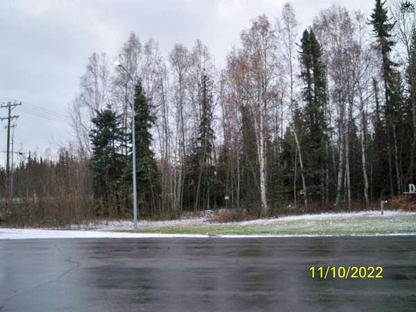 5.12 Acres of Commercial Land for Sale in Fairbanks, Alaska