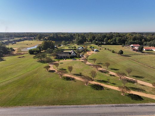 10 Acres of Recreational Land with Home for Sale in Steens, Mississippi