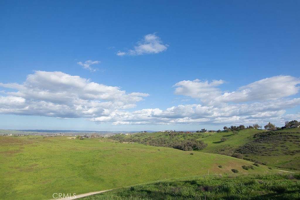 13.9 Acres of Land for Sale in San Miguel, California