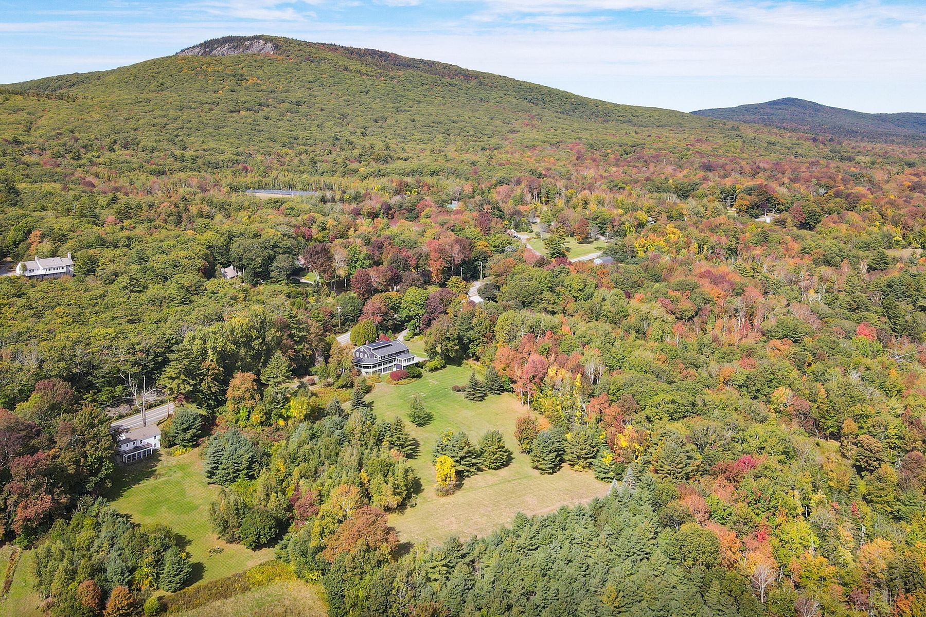 1 Acre of Residential Land for Sale in Camden, Maine