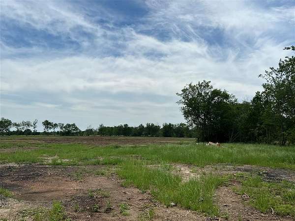 10.1 Acres of Mixed-Use Land for Sale in Sulphur Springs, Texas