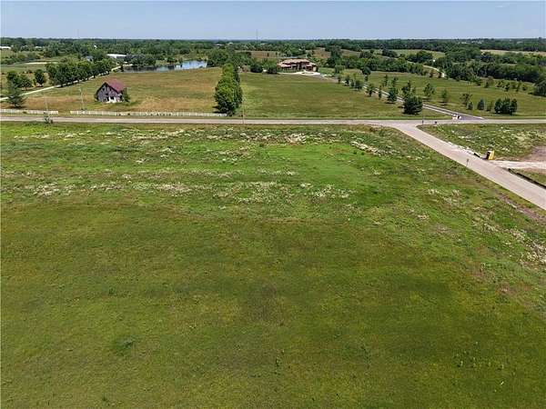 4.1 Acres of Residential Land for Sale in Stilwell, Kansas