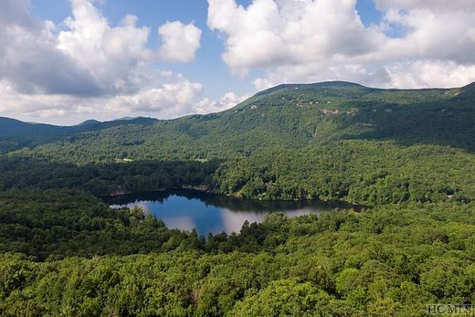 1.37 Acres of Land for Sale in Lake Toxaway, North Carolina