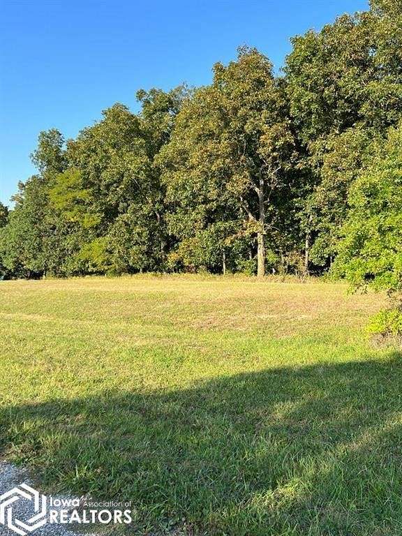 1.3 Acres of Land for Sale in Bloomfield, Iowa