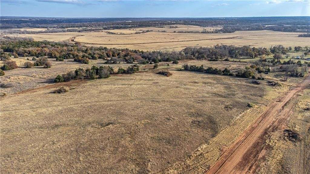 2 Acres of Residential Land for Sale in Guthrie, Oklahoma