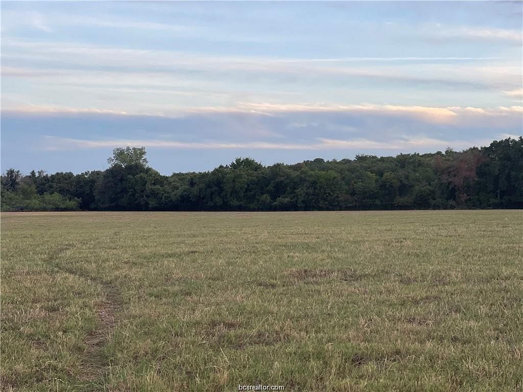 2.5 Acres of Residential Land for Sale in Franklin, Texas