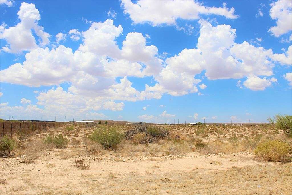 5 Acres of Residential Land for Sale in Fort Stockton, Texas