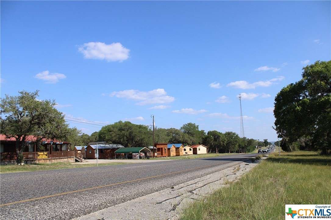 7 Acres of Improved Commercial Land for Sale in Spring Branch, Texas