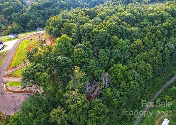 1 Acre of Residential Land for Sale in Mars Hill, North Carolina