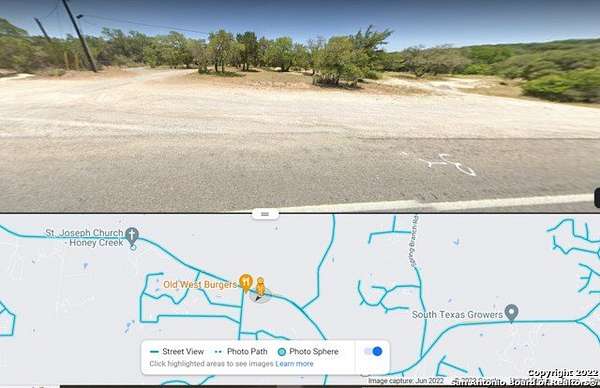 5 Acres of Improved Commercial Land for Sale in Spring Branch, Texas