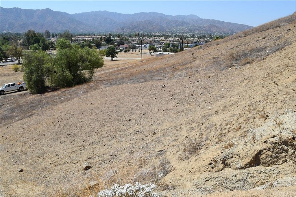 0.11 Acres of Commercial Land for Sale in Lake Elsinore, California