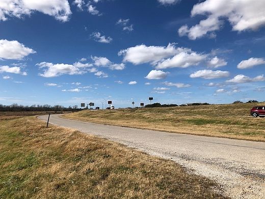 43.5 Acres of Agricultural Land for Sale in Columbus, Texas
