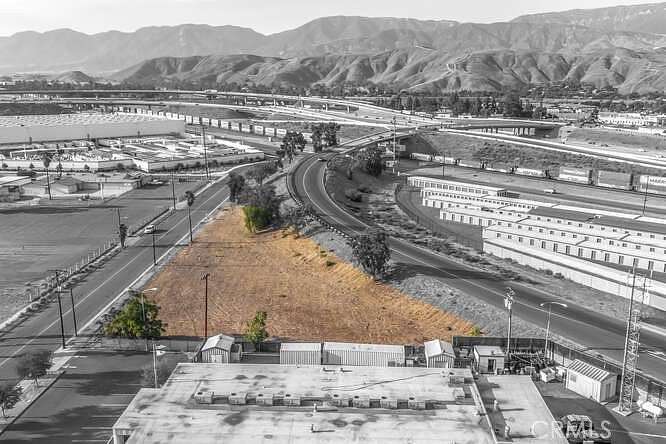 1.07 Acres of Commercial Land for Sale in San Bernardino, California