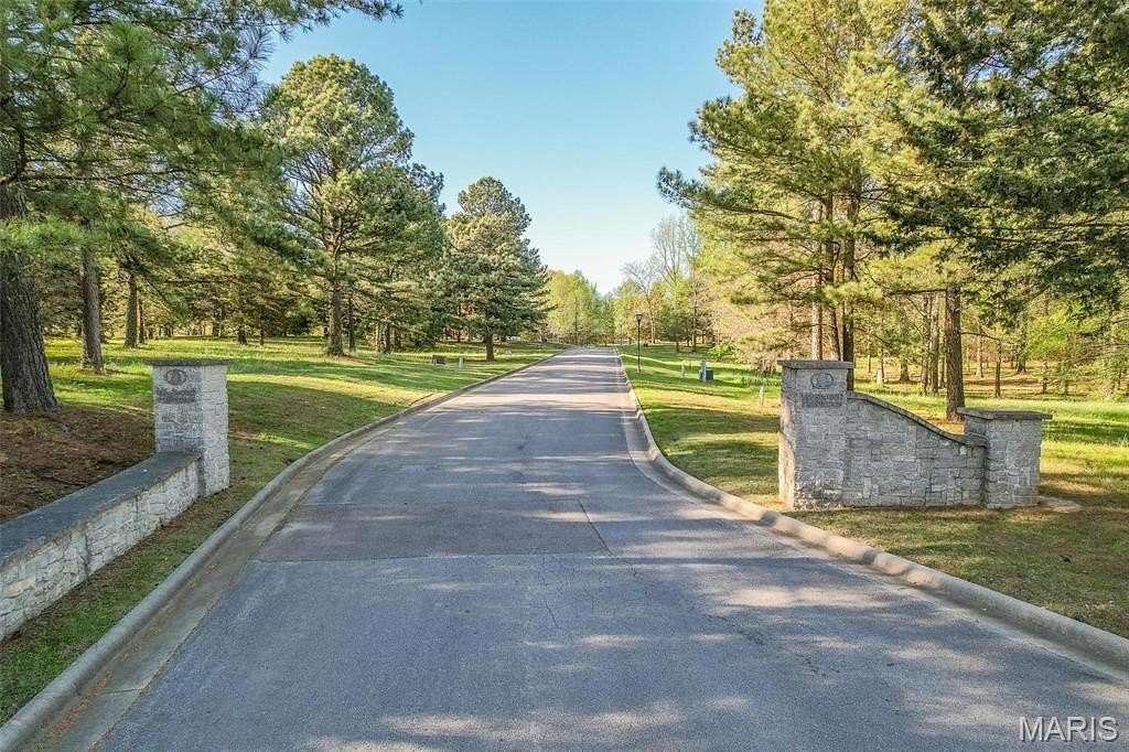 0.52 Acres of Residential Land for Sale in Poplar Bluff, Missouri