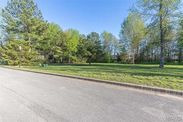 0.8 Acres of Residential Land for Sale in Poplar Bluff, Missouri