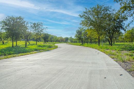 2 Acres of Residential Land for Sale in Aledo, Texas