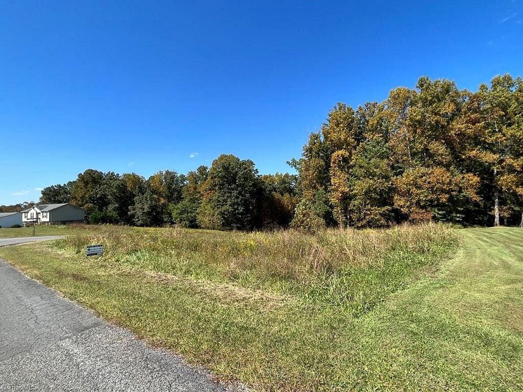 1 Acre of Residential Land for Sale in Mount Airy, North Carolina