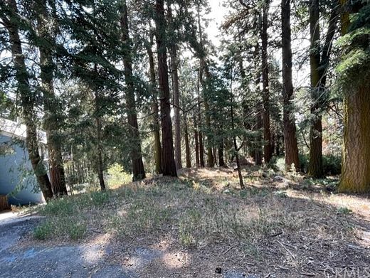 0.26 Acres of Residential Land for Sale in Cedarpines Park, California