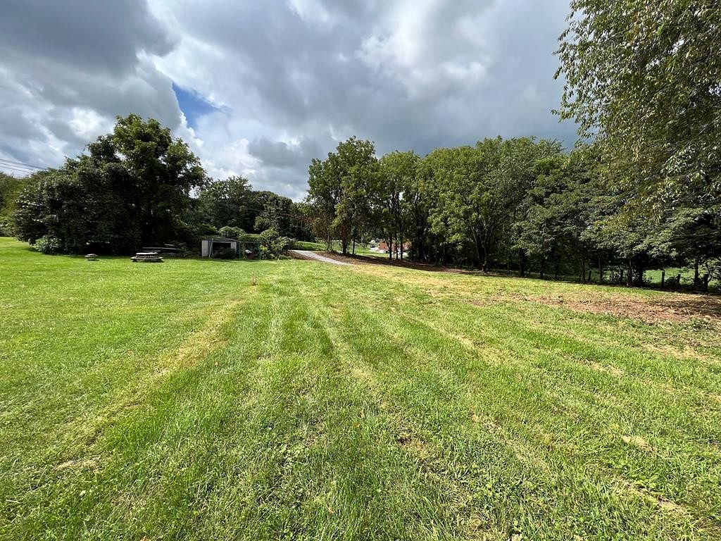 0.39 Acres of Residential Land for Sale in Damascus, Virginia