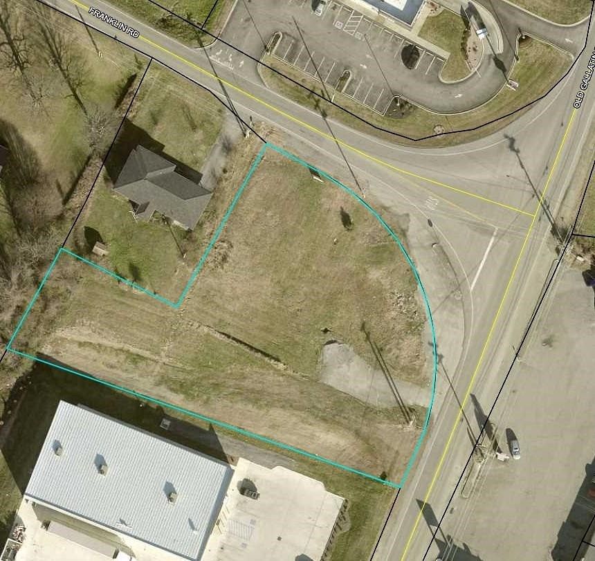0.98 Acres of Commercial Land for Sale in Scottsville, Kentucky