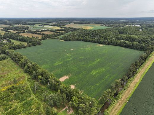 89 Acres of Recreational Land & Farm for Sale in Crab Orchard, Illinois