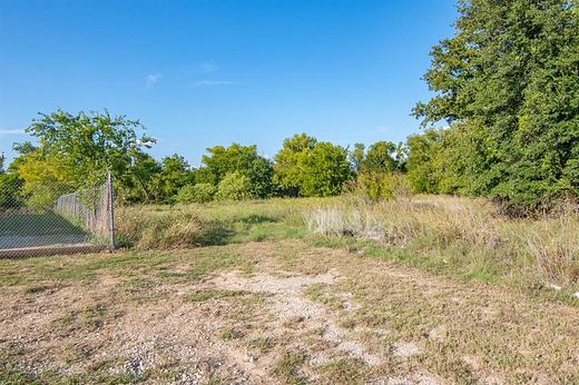 9.7 Acres of Commercial Land for Sale in Brownwood, Texas