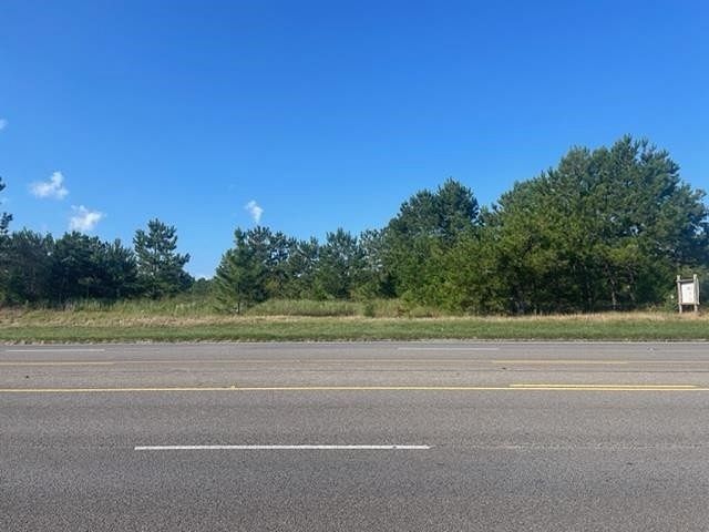 5 Acres of Commercial Land for Sale in Andalusia, Alabama