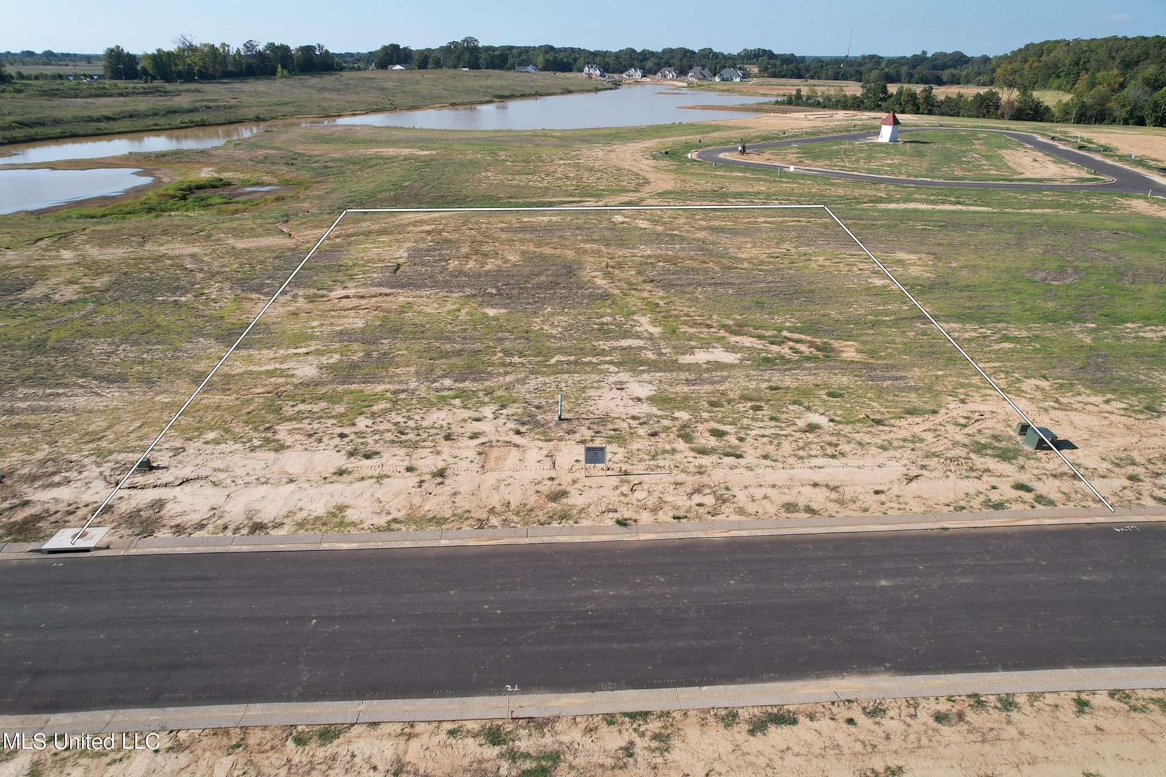 0.57 Acres of Residential Land for Sale in Hernando, Mississippi