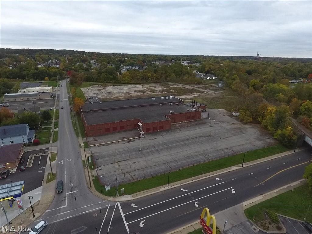 1.3 Acres of Commercial Land for Sale in Niles, Ohio