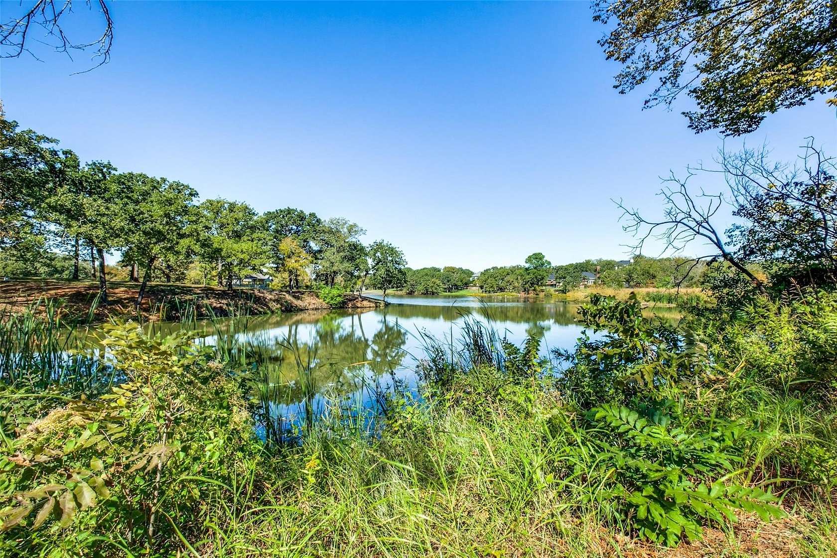 1 Acre of Residential Land for Sale in Dalworthington Gardens, Texas