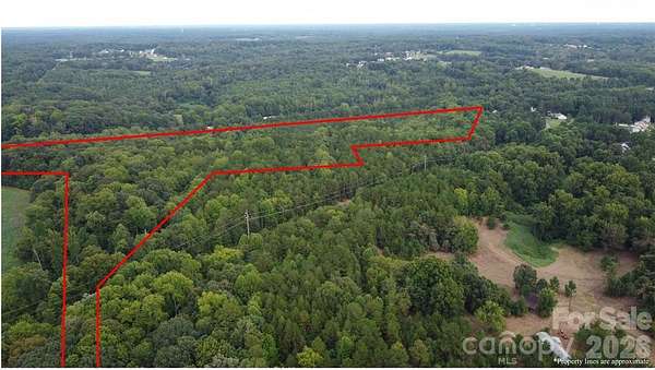 32.5 Acres of Recreational Land for Sale in Troutman, North Carolina